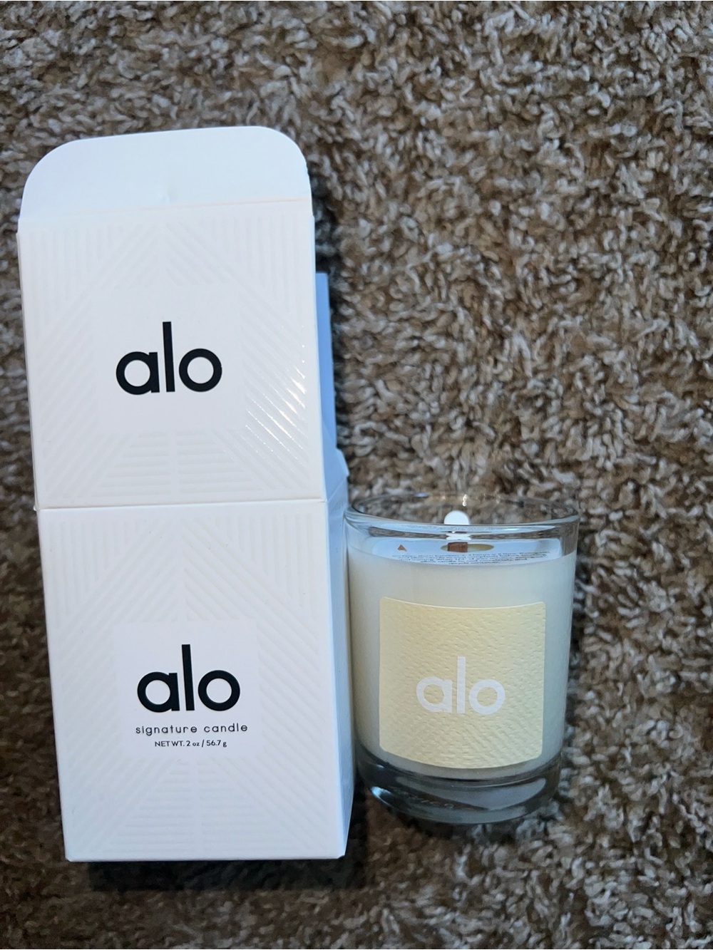 ALO Yoga Signature Candle Box - Cream White